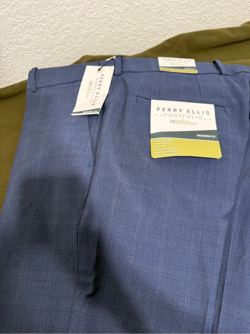 Perry Ellis Men's Blue Plaid Dress Pants